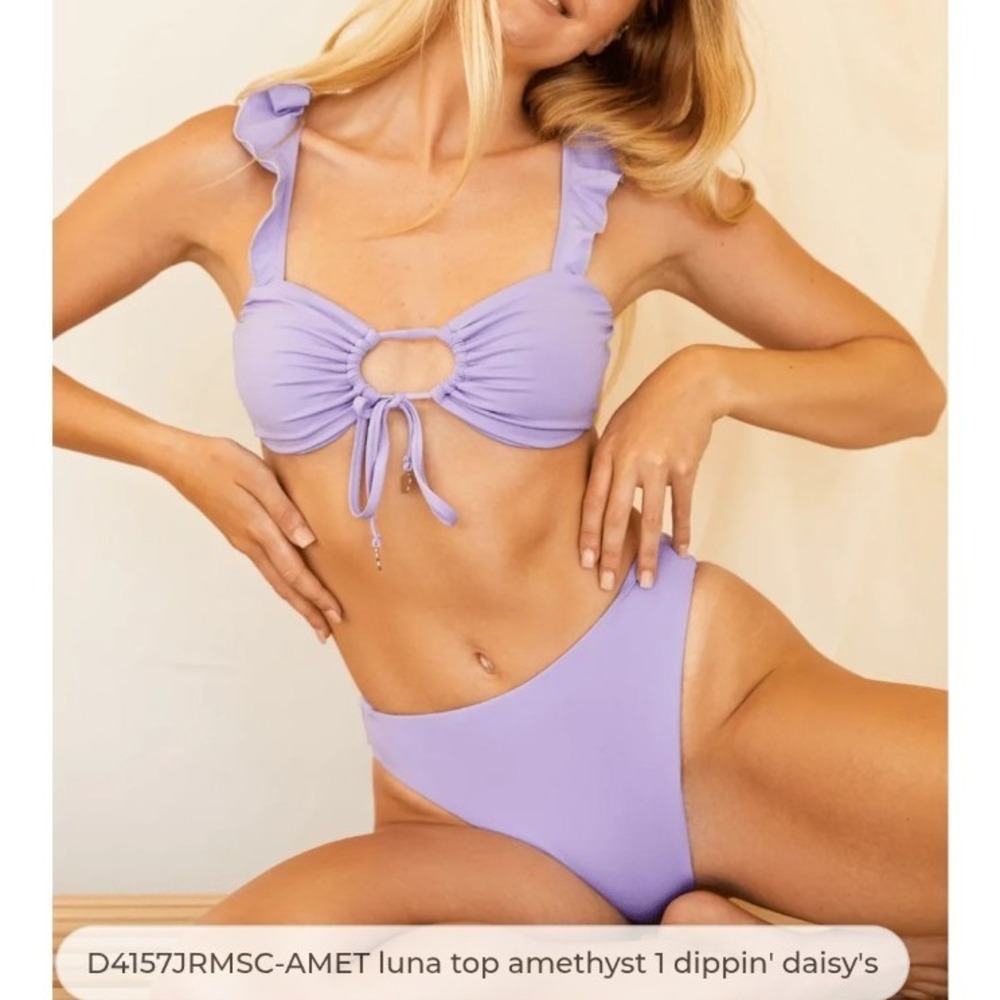 NWT Dippin Daisy Amethyst Purple Lilac Ruched Cutout Hi CutBikini Set Medium